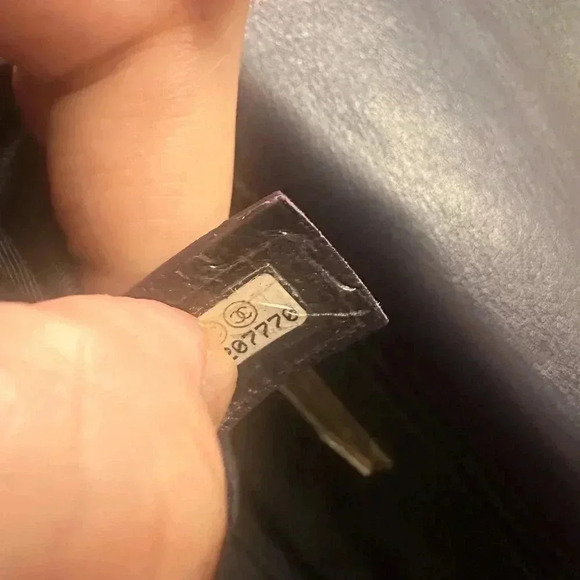 💕Chanel 19 SMALL💕 - Picture 11 of 14